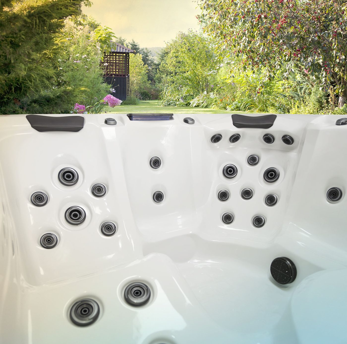 Master Spas L6 hot tub — photo 2