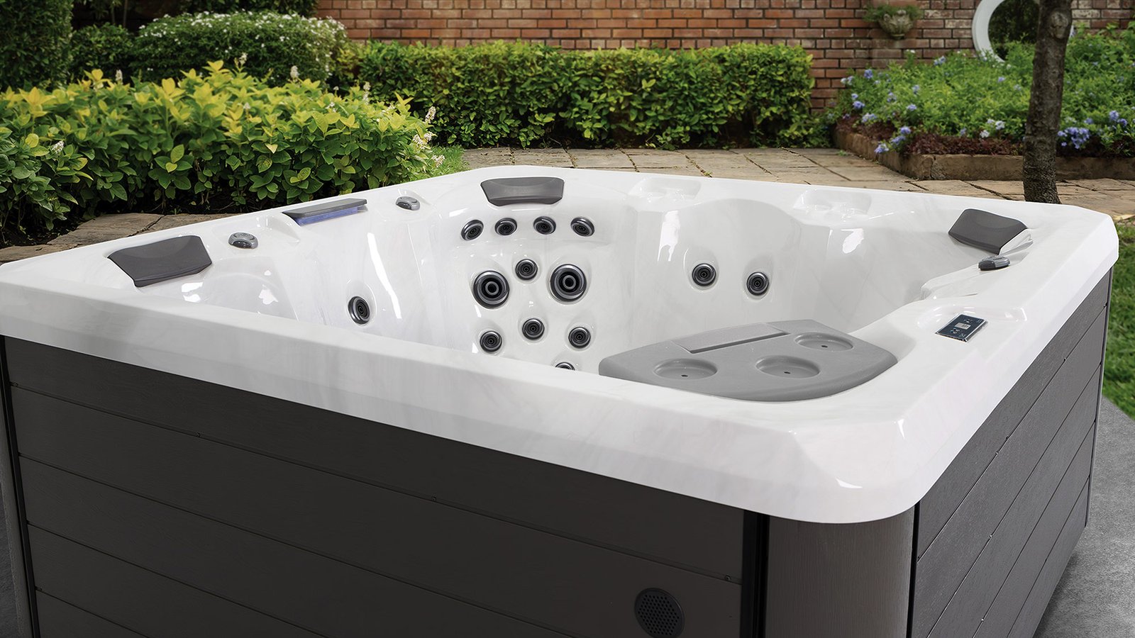 Master Spas L7 hot tub
