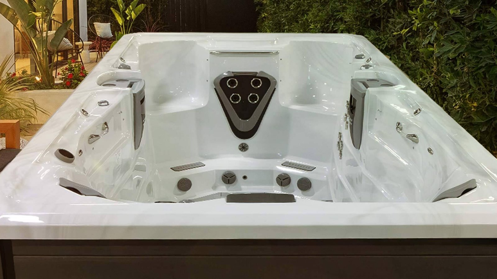 Master Spas Trainer 15 swim spa